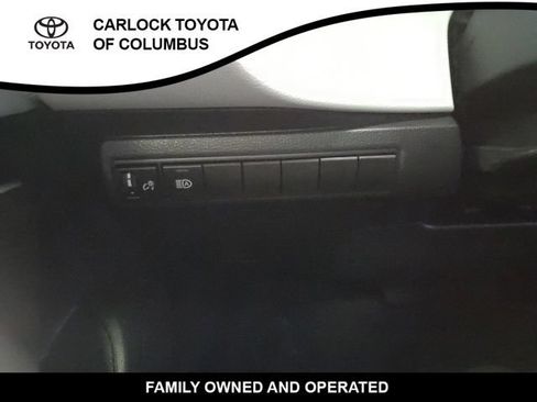 Used 2025 Toyota Corolla SE FWD image 24