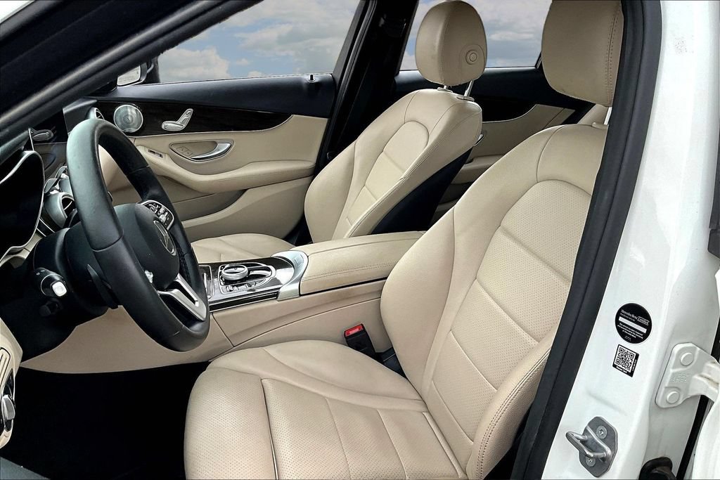 Used 2019 Mercedes-Benz C 300 Sedan image 21