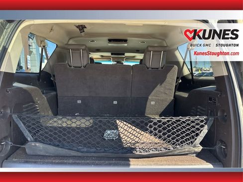 Used 2017 GMC Yukon XL Denali w/ Open Road Package image 29