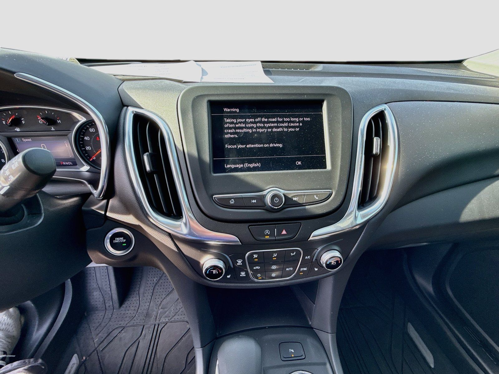 Used 2022 Chevrolet Equinox LT AWD/4WD image 12