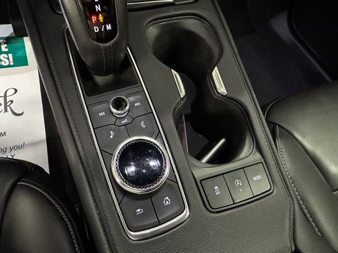 Used 2019 Cadillac XT4 Premium Luxury w/ Cold Weather Package image 19