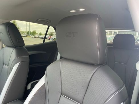 New 2026 Buick Envision Sport Touring AWD/4WD image 21