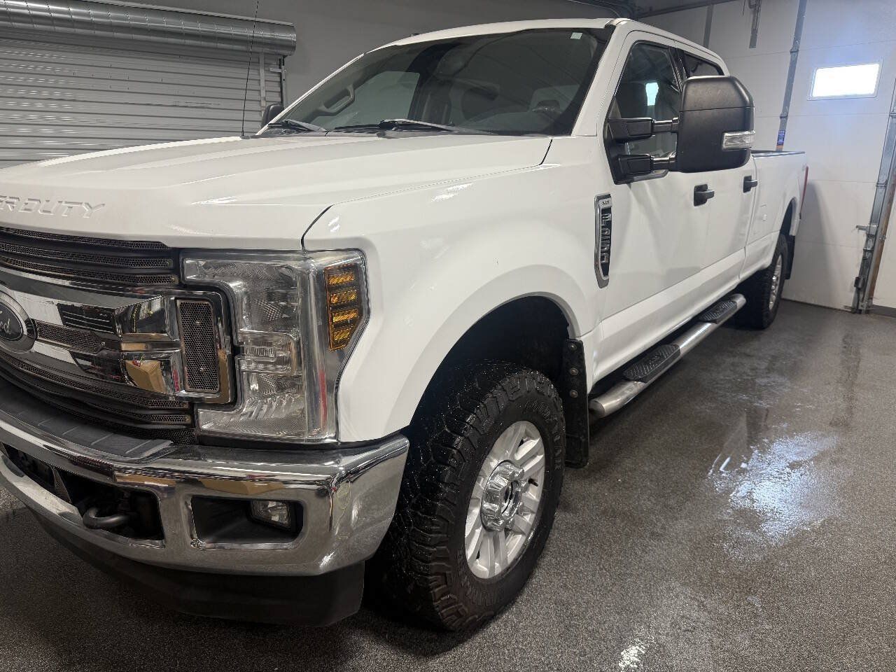 Used 2019 Ford F250 XLT w/ XLT Value Package AWD/4WD image 1