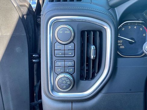Used 2021 GMC Sierra 1500 SLT w/ SLT Premium Plus Package image 29