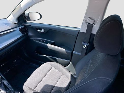 Used 2023 Kia Rio S FWD image 5