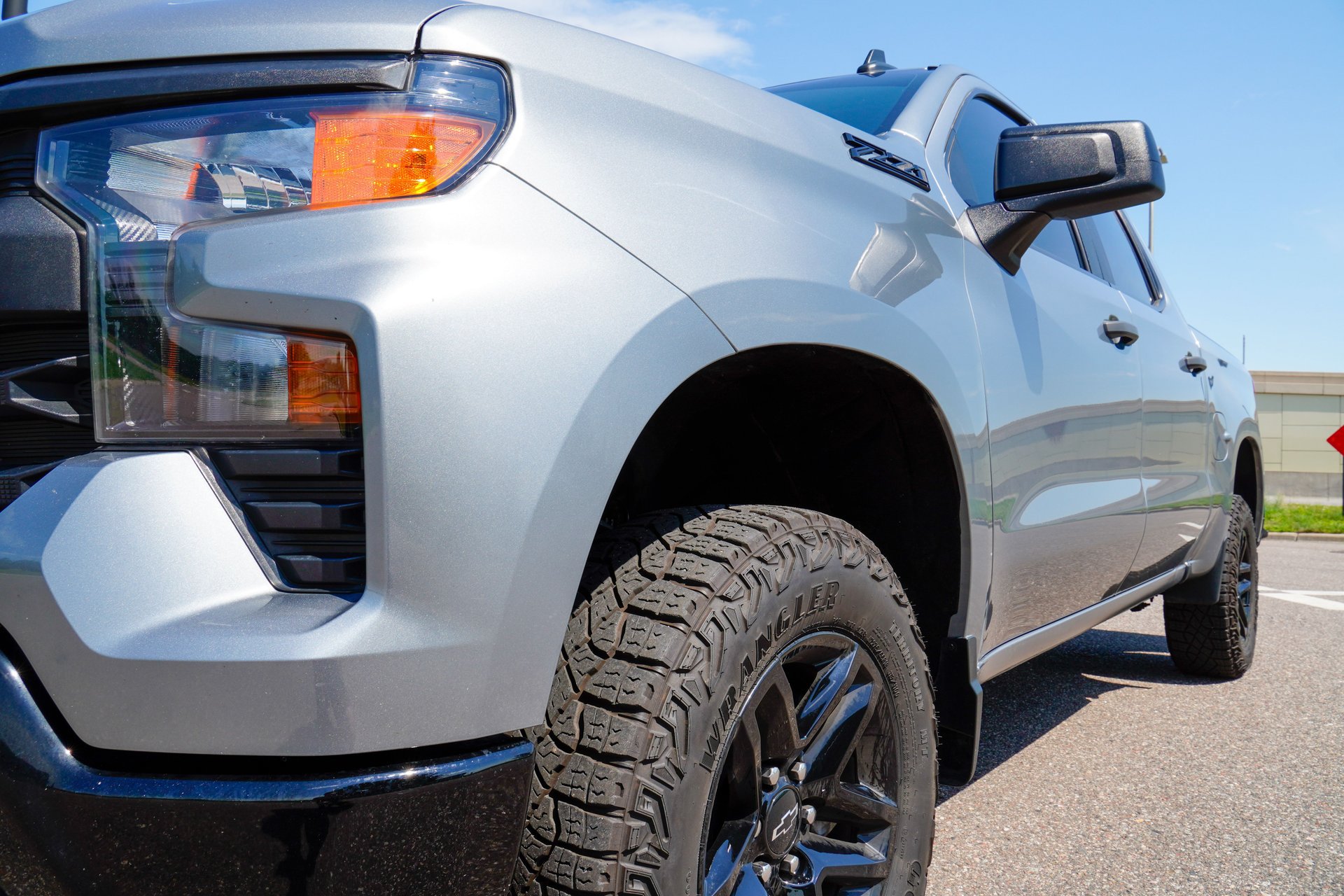 Used 2024 Chevrolet Silverado 1500 Custom Trail Boss w/ LPO, Dark Essentials Package AWD/4WD image 20