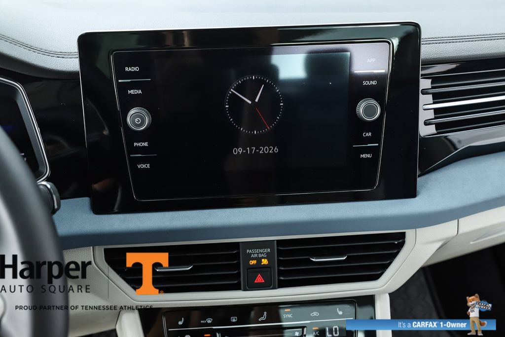 Used 2025 Volkswagen Jetta SE w/ Sunroof Package FWD image 25