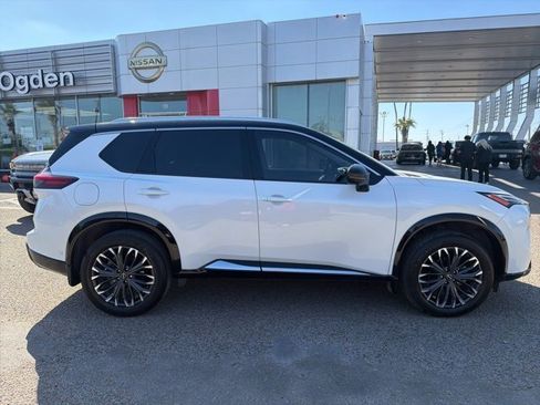 Certified 2024 Nissan Rogue Platinum w/ Platinum Premium Package image 5