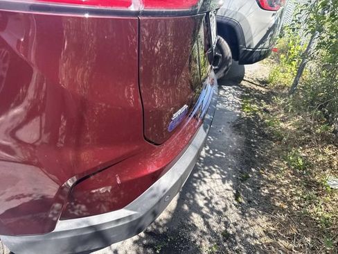 Used 2023 Ford Edge SEL w/ Convenience Package AWD/4WD image 4