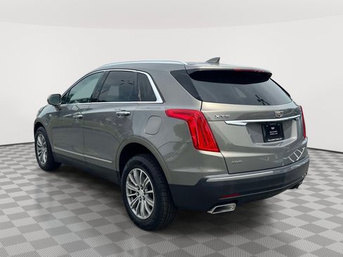 Used 2018 Cadillac XT5 Luxury w/ Driver Awareness Package AWD/4WD image 4