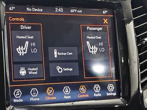 Used 2020 Jeep Cherokee Limited image 35