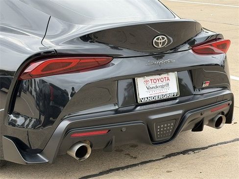 Used 2023 Toyota Supra Premium image 6