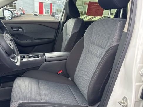 Certified 2023 Nissan Rogue SV AWD/4WD image 10