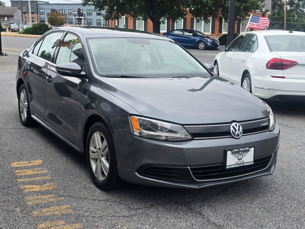 Used 2014 Volkswagen Jetta Hybrid Sedan FWD image 3