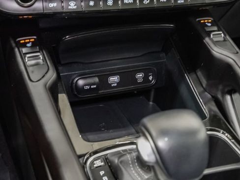 Certified 2025 Kia Telluride S AWD/4WD image 21