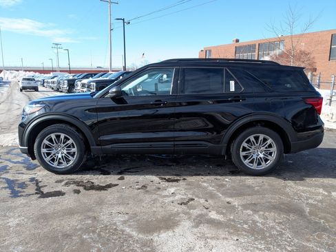 New 2026 Ford Explorer Active image 7