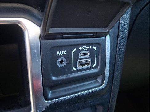 Used 2020 Jeep Wrangler Sport AWD/4WD image 20