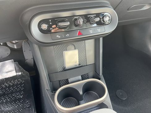 Used 2025 MINI Cooper S image 13