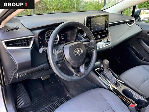 Used 2021 Toyota Corolla LE FWD image 17