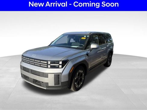 Used 2024 Hyundai Santa Fe SE FWD image 2