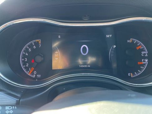 Used 2020 Jeep Grand Cherokee Altitude image 34