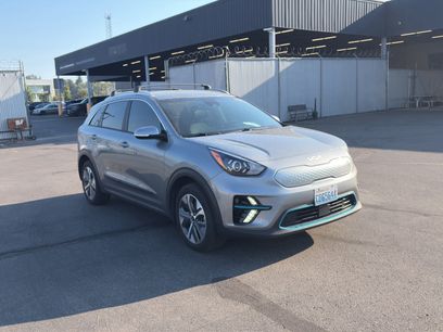 Used 2022 Kia Niro EX w/ Cold Weather Package