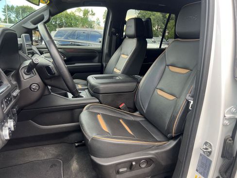 Used 2021 GMC Yukon AT4 w/ AT4 Premium Plus Package AWD/4WD image 11