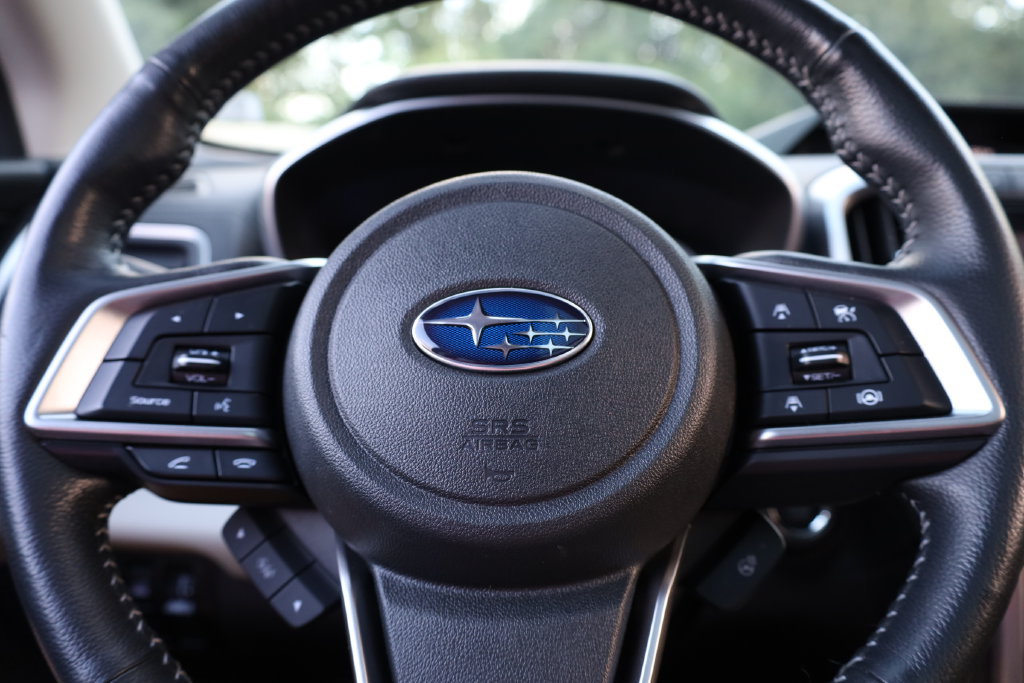 Used 2021 Subaru Ascent Limited w/ Technology Package AWD/4WD image 9