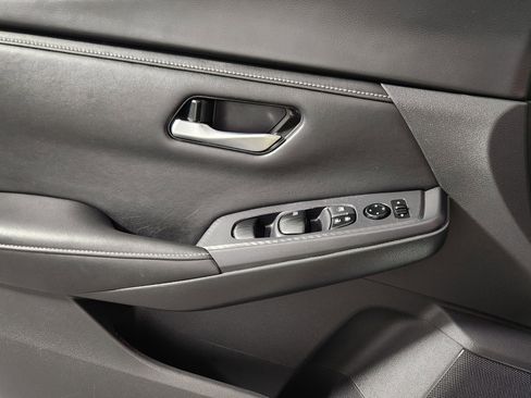 Used 2023 Nissan Sentra SV image 26