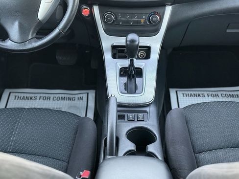 Used 2015 Nissan Sentra SR image 21