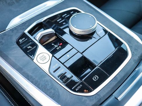 Used 2025 BMW X5 sDrive40i image 19