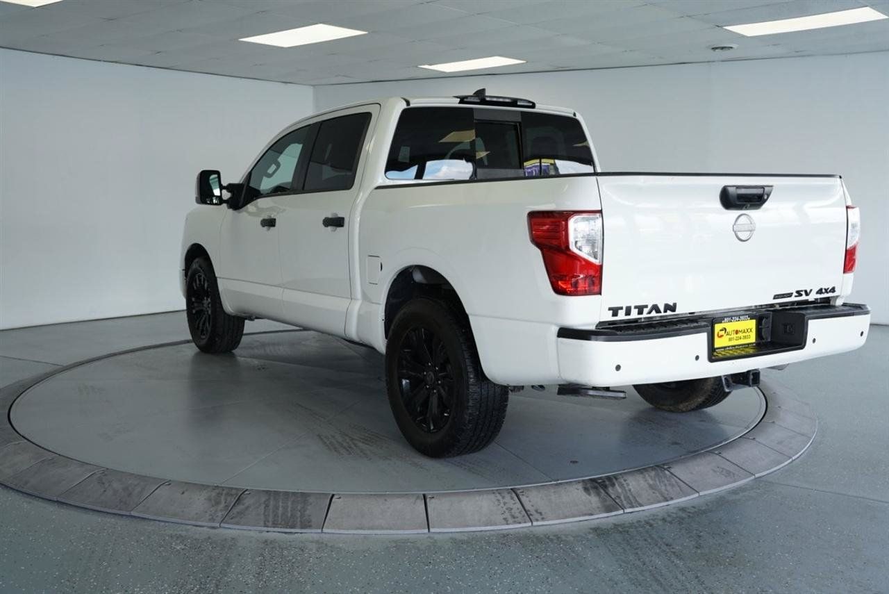 Used 2023 Nissan Titan SV w/ SV Convenience Package AWD/4WD image 5