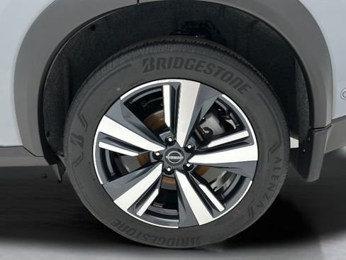 Used 2023 Nissan Rogue Platinum w/ Platinum Premium Package AWD/4WD image 8