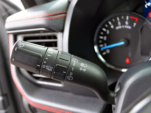 Used 2022 Ford Expedition Max Limited image 16