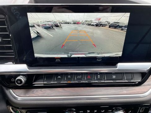 Used 2025 GMC Sierra 1500 SLT image 22