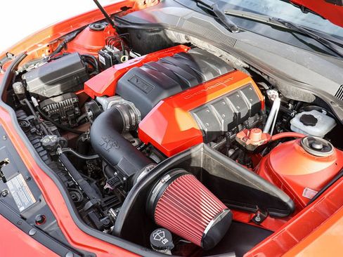 Used 2010 Chevrolet Camaro SS RWD image 22
