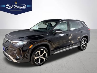 New 2025 Volkswagen Tiguan SE