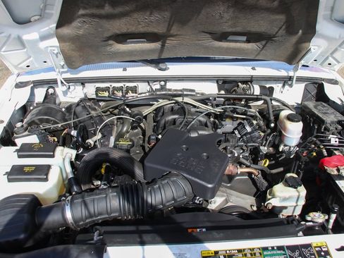 Used 2011 Ford Ranger XLT w/ Bright Trim Group image 11