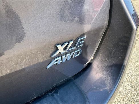 Used 2012 Toyota Sienna XLE w/ Premium Pkg image 30