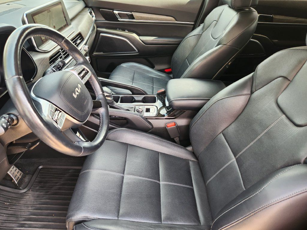 Used 2022 Kia Telluride SX w/ Nightfall Edition Package AWD/4WD image 18