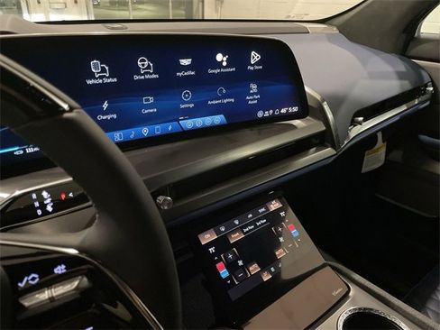 New 2026 Cadillac Vistiq Premium Luxury image 18