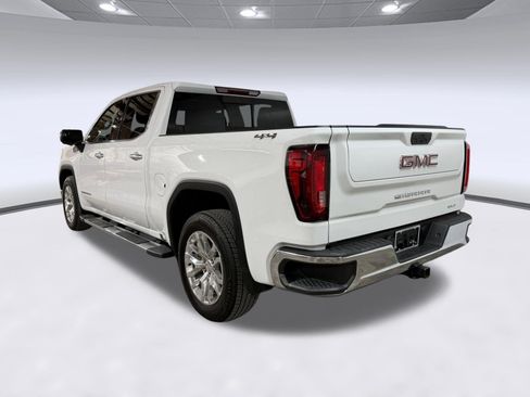 Used 2021 GMC Sierra 1500 SLT w/ SLT Premium Package AWD/4WD image 2