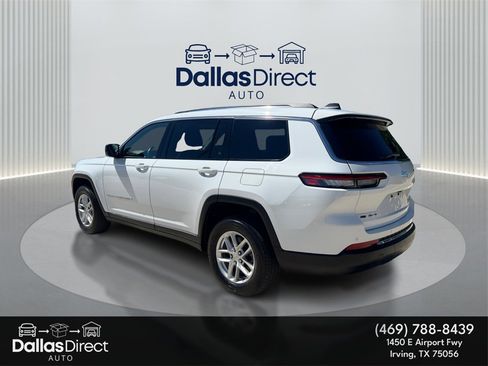 Used 2022 Jeep Grand Cherokee L Laredo w/ Luxury Tech Group I image 8