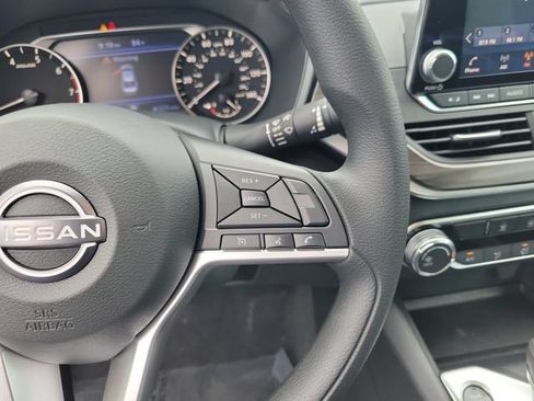 New 2026 Nissan Altima 2.5 SV AWD/4WD image 19