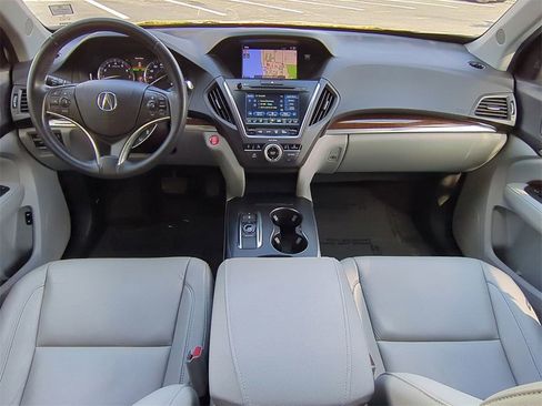 Certified 2018 Acura MDX FWD w/ Technology Package image 15