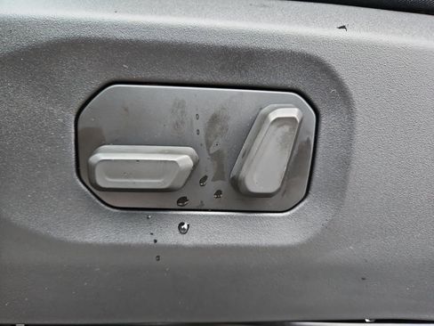 New 2025 Jeep Wrangler Sahara AWD/4WD image 21