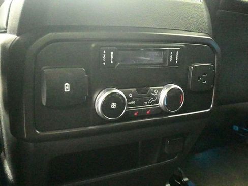 Used 2020 Ford Expedition Limited w/ Equipment Group 301A image 11