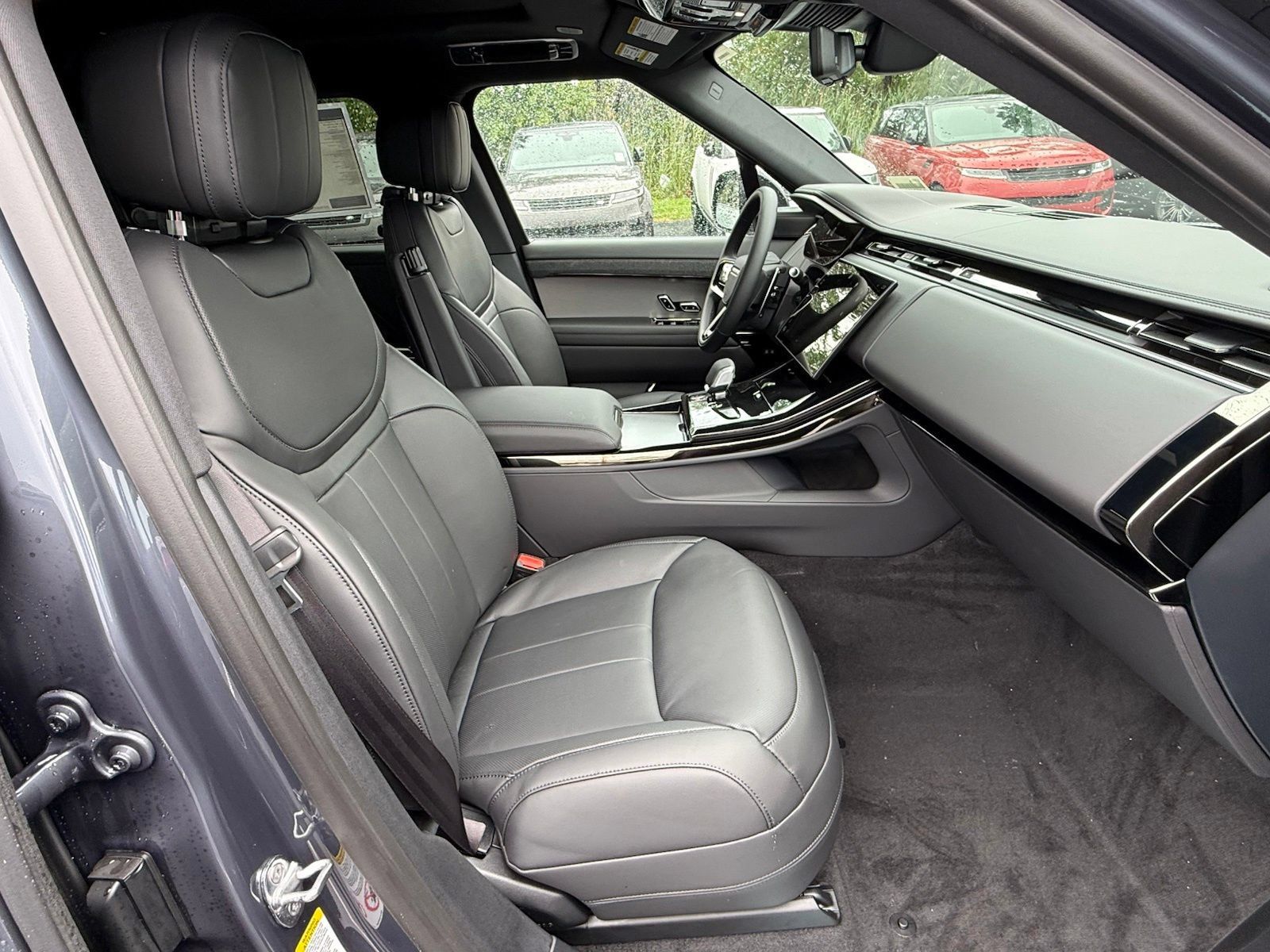 New 2027 Land Rover Range Rover Sport Dynamic SE AWD/4WD image 22