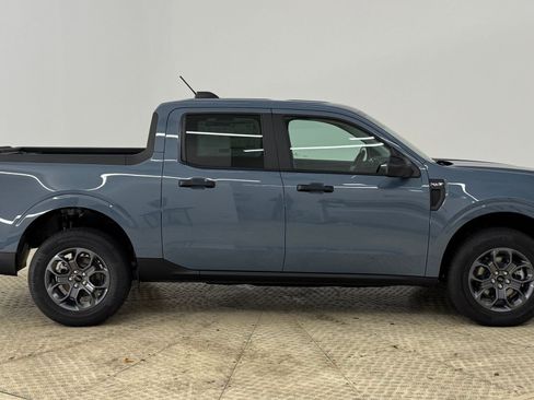 New 2025 Ford Maverick XLT image 8