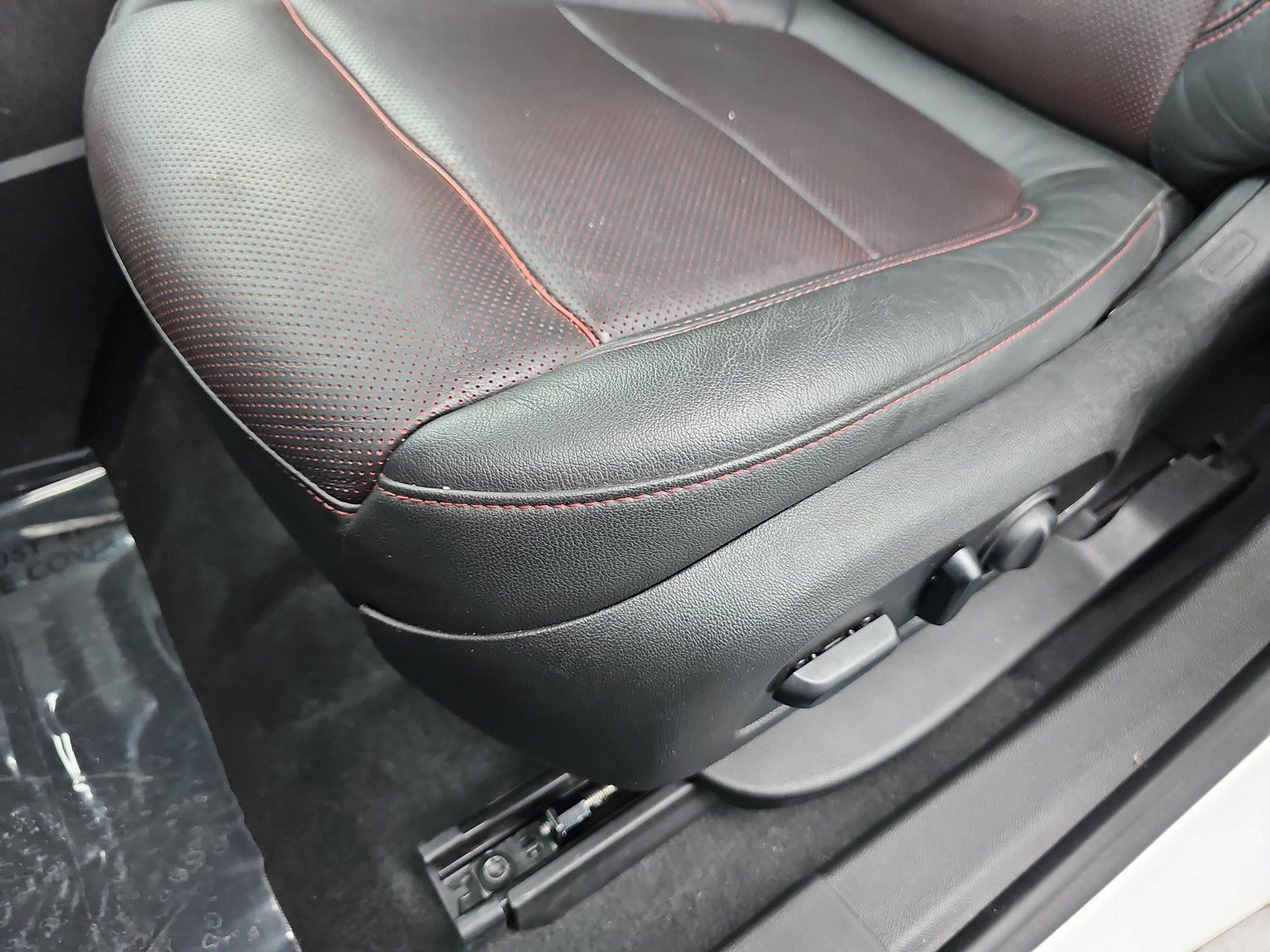 Used 2019 Chevrolet Blazer RS w/ LPO, Floor Liner Package FWD image 25
